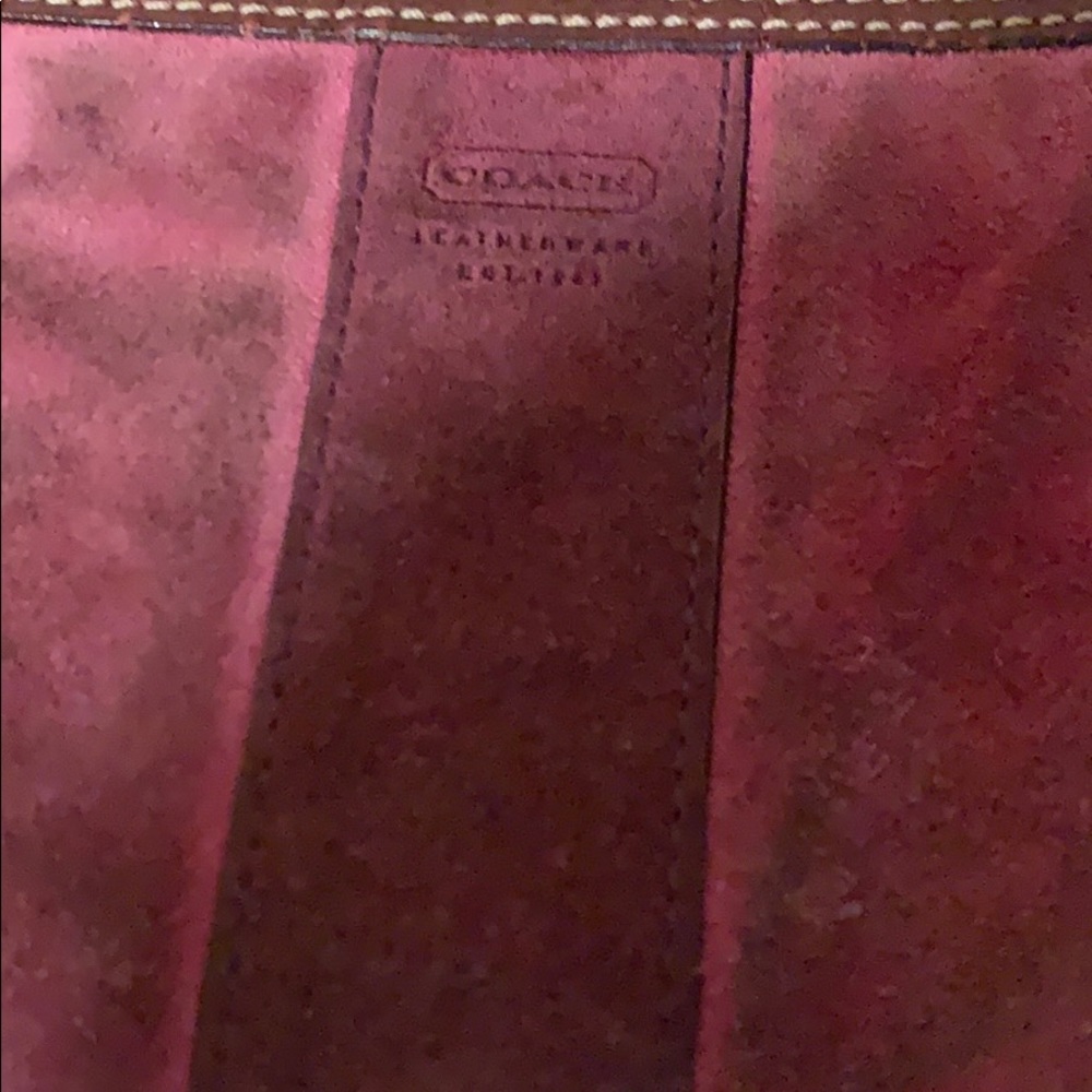 Coach set! - Picture 2 of 5